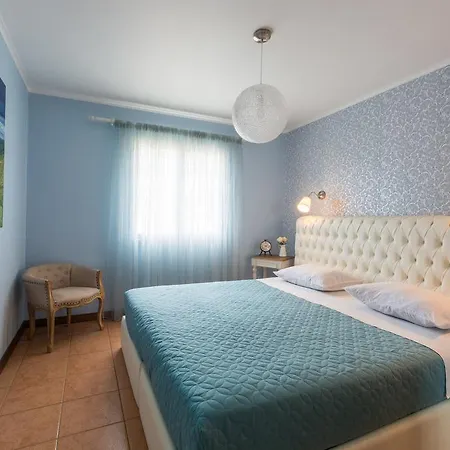 Azor 蓬塔德尔加达