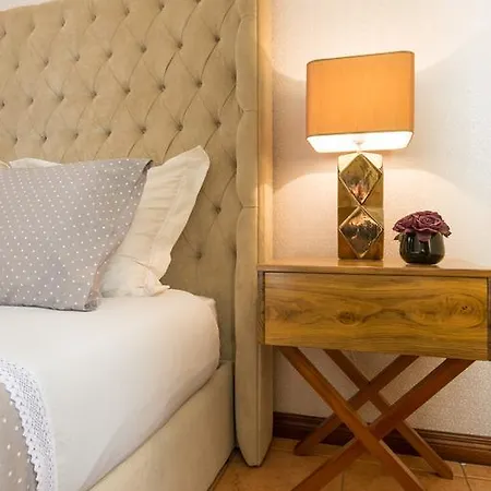 Azor Beach Lodge *