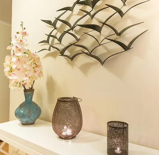 Azor Beach Lodge Apartment *